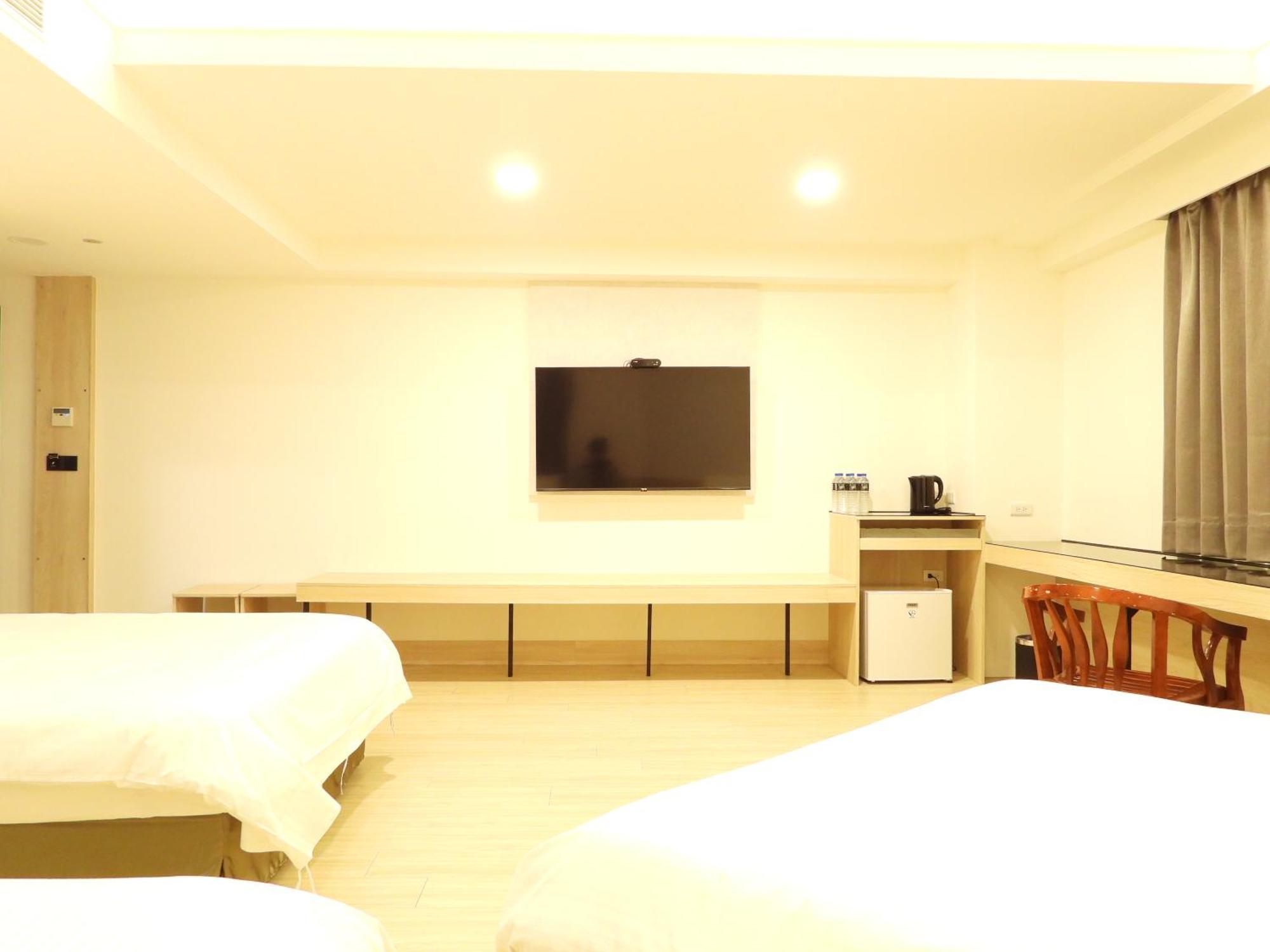 Etung Hotel Đài Trung Ngoại thất bức ảnh