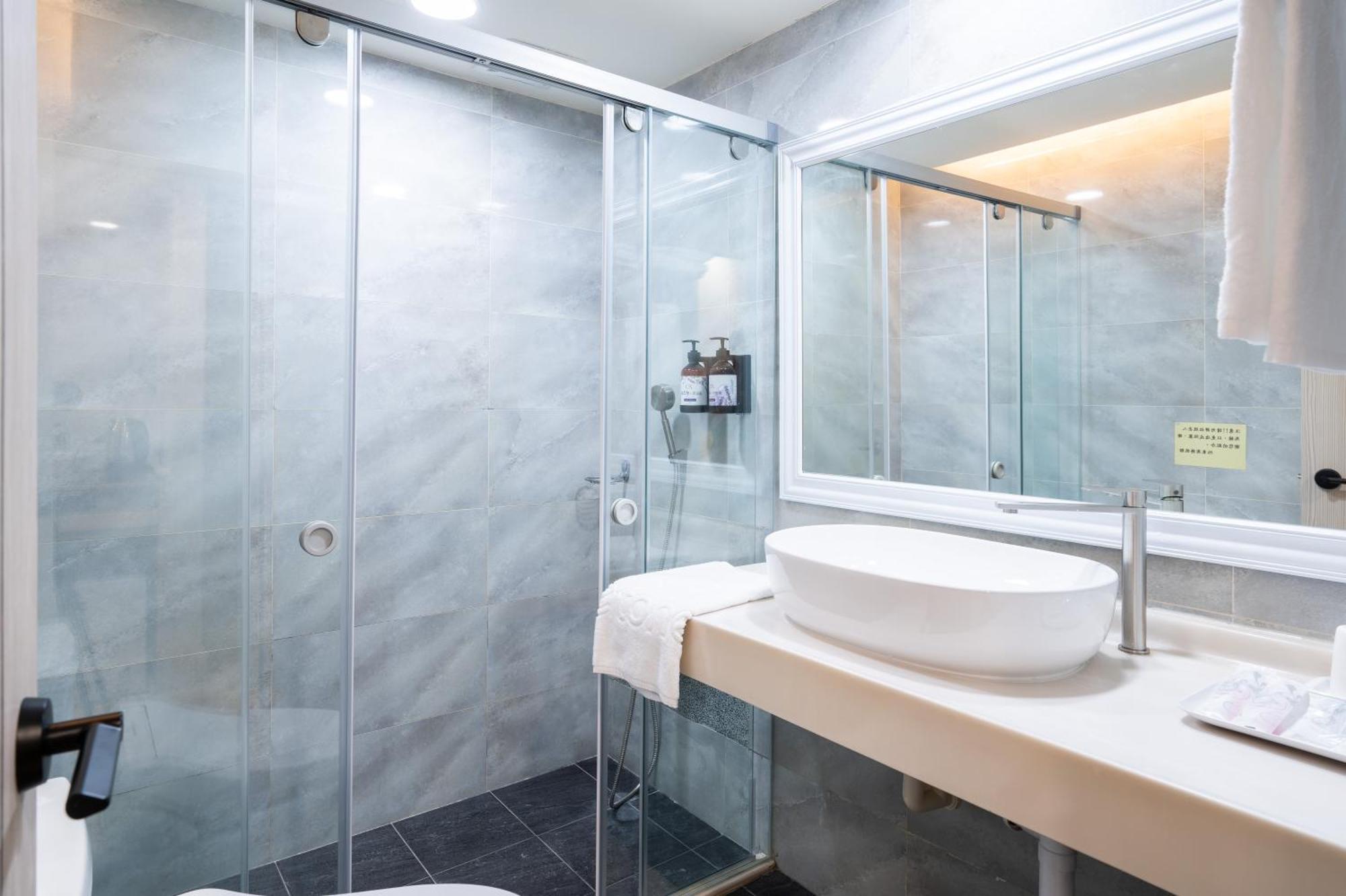 Etung Hotel Đài Trung Ngoại thất bức ảnh